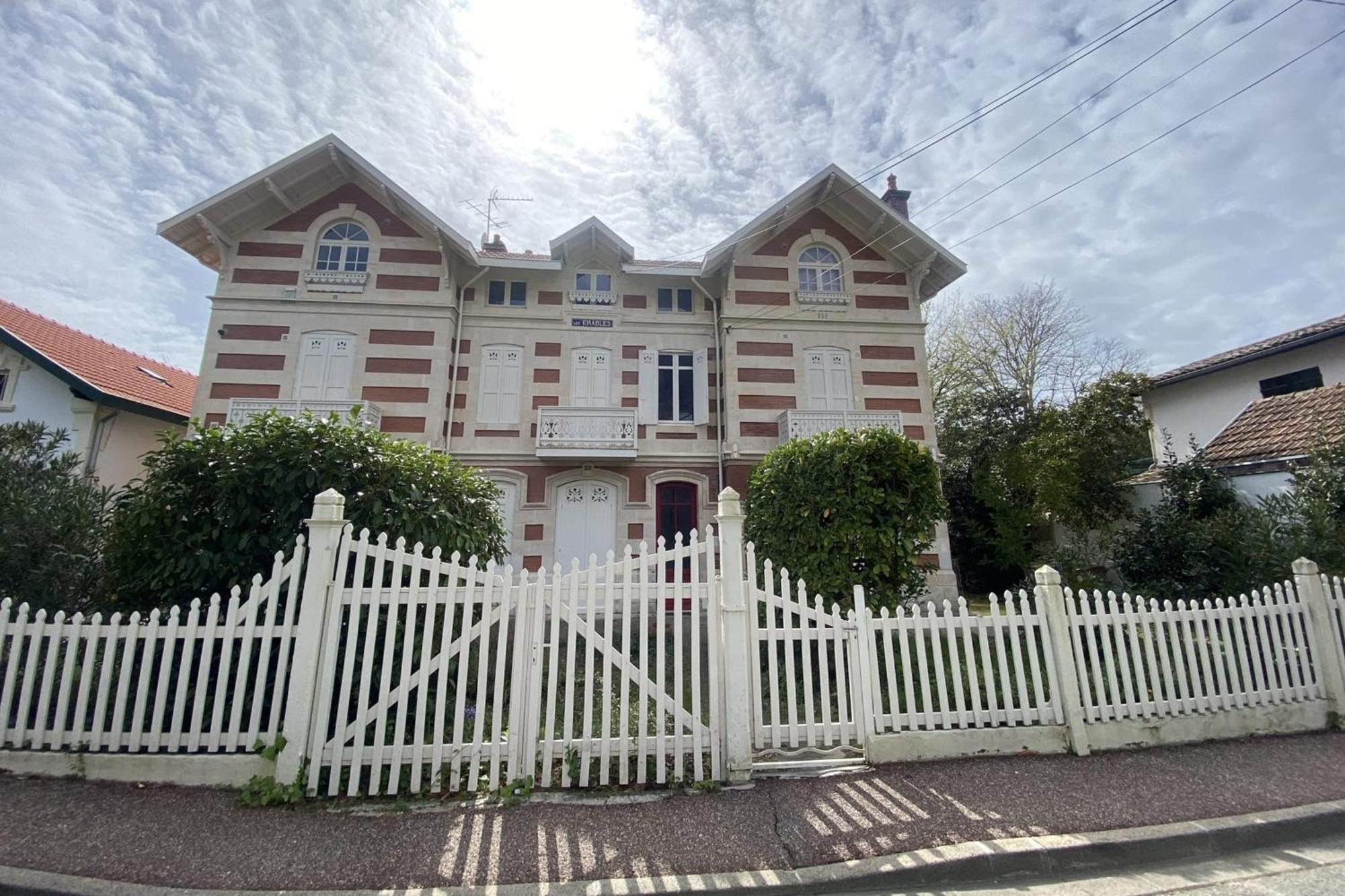 Pretty Cocoon With Two Balconies Apartment Arcachon Exterior photo